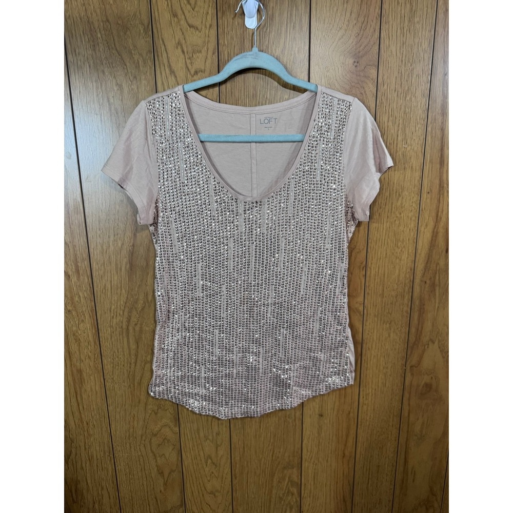 Ann Taylor LOFT Women Small Blush Pink Sequin Front Short Sleeve Scoop Neck Tee